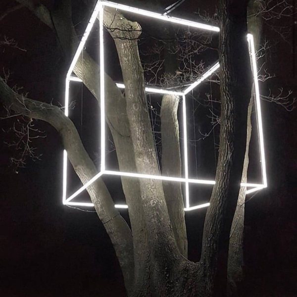 Archivní snímek světelné instalace z galerie Světlo v ulicích