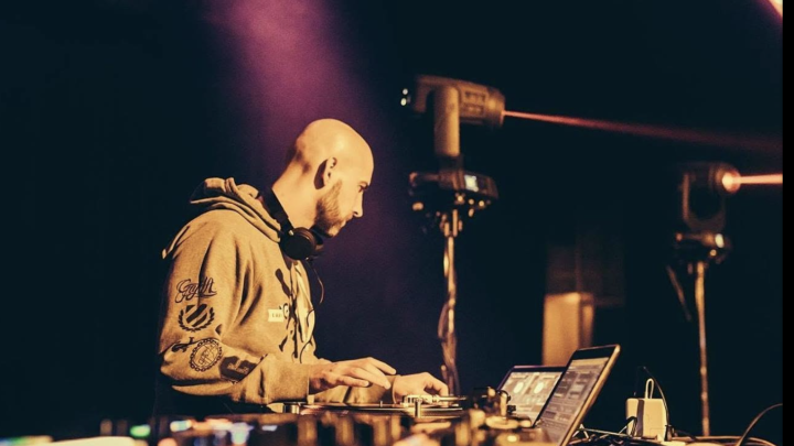 DJ Ramel a hosté